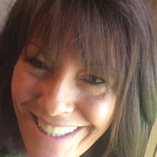 Knullkontakt En vanlig tjej söker enkel sex 24 Likes KnullaX se