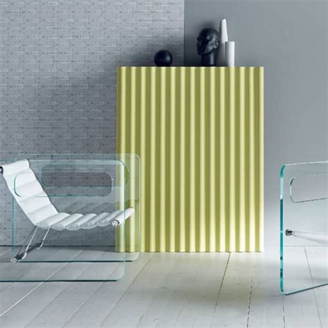 Naked Armchair Fiifaa