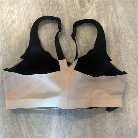 Victoria S Secret Intimates Sleepwear Victoria Secret D Sports Bra High Impact Blk Nude