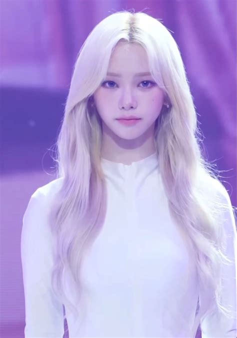 Aespa Karina Blonde Hair Boxer Braids Purple Hair