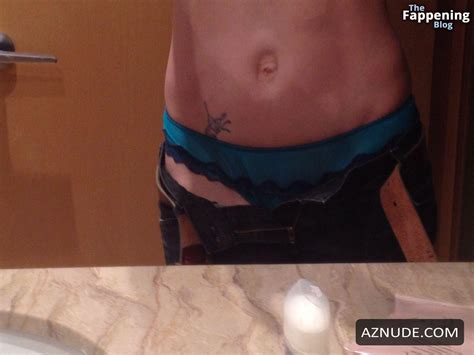 Sarah Wayne Callies Sexy And Nude Showing Off Her Alluring Boobs Ass And Pussy AZNude