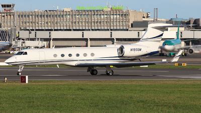 N1956M | Gulfstream G-V | Private | CJMoeser | JetPhotos