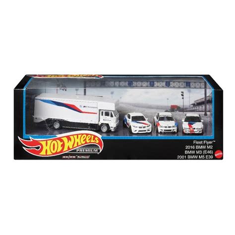 Машинка Hot wheels 1 64 Гараж BMW серии GMH39 купить с доставкой по выгодным ценам в интернет