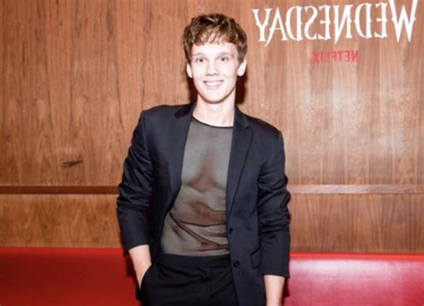 Is Hunter Doohan Gay Is He Married Everything You Should Know About Hunter S Life