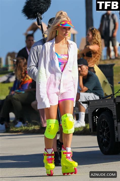 Margot Robbie Sexy Seen Flaunting Her Hot Figure On The Set Of Barbie At Venice Beach Aznude