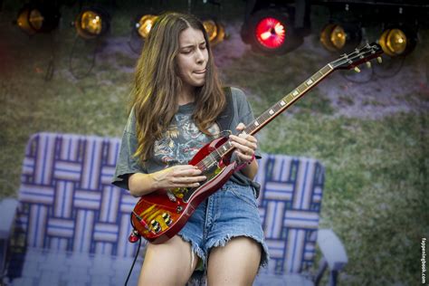 Danielle Haim Nude OnlyFans Leaks Fappening FappeningBook