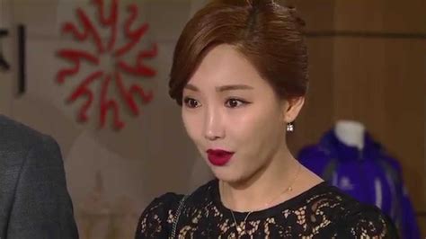 HOT 왔다 장보리 31회 결혼 허락 받기 위해 가식의 눈물 흘리는 민정 이유리 보리 팔아 20140726 YouTube