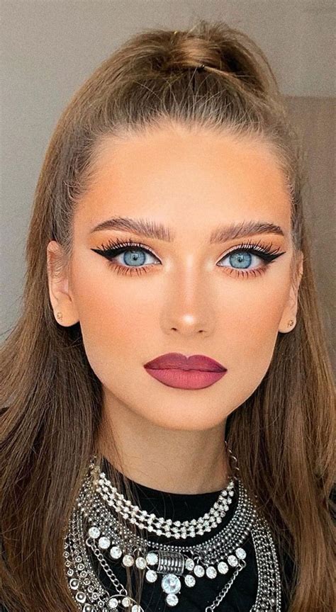 49 Incredibly Beautiful Soft Makeup Looks For Any Occasion Shimmery