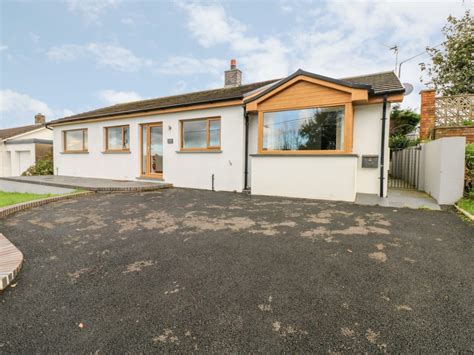 Beach Holiday Cottages In Saundersfoot Coastal Self Catering