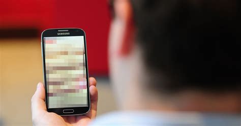 Facebook Can Do More To Protect Us From Revenge Porn Updated Vox