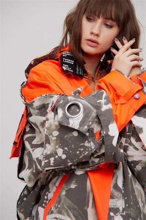 ДЛТ и Покрас Лампас: фото коллекции одежды и аксессуаров | Fashion ...