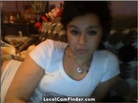 Russian Girl Flashes Her Pussy On Chatroulette