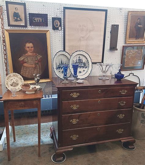 Local guides explain the historic charm of oglebay train station 1