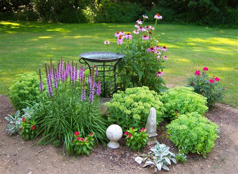 Septic tank cover ideas are helping homeowners beautify their yards 1