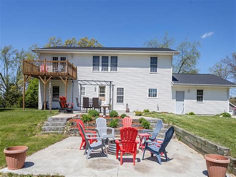 21533 Brady Lake Blvd Morley Mi 49336 Zillow