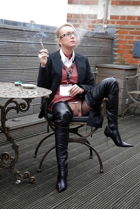 Mature Pussy Flashing Porn Pictures Xxx Photos Sex Images Pictoa