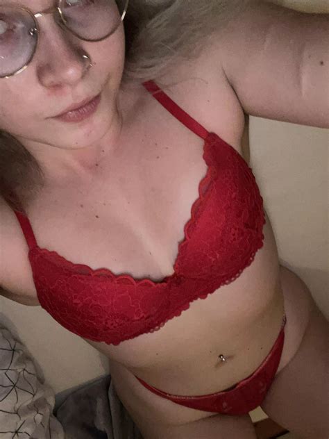 My Toxic Ex Boyfriend Used To Tell Me Im Ugly Nudes Goneerotic Nude Pics Org