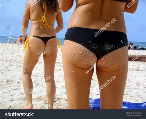 Sexy Bikini Girls Beach 스톡 사진 Shutterstock