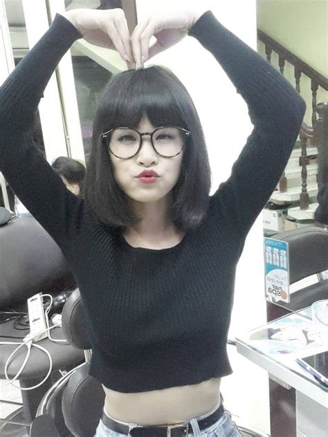 Ng C Trinh G Y S C V I H Nh Nh N Chi N Binh M C Bikini