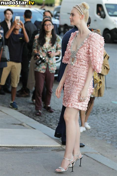 Elle Fanning Ellefanning Nude OnlyFans Photo 941 Nudostar TV
