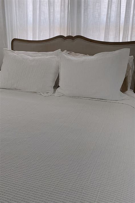 Quince Bedding Review To Read Before You Buy Quince Bedding