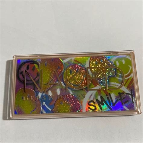 Urban Decay Makeup Nwt Urbandecay Naked X Smiley Chill Happy Eyeshadow Palette Poshmark