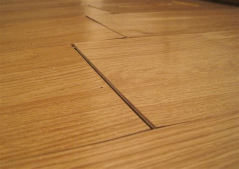 Laminate Flooring Buckling How To Fix Floor Roma