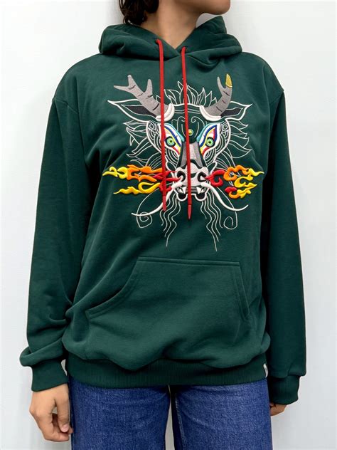 Худи PROTECTING DRAGON с вышивкой. Производство мерча в Москве от IRiTS