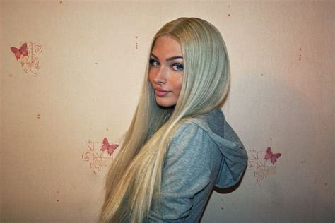 Alena Shishkova Gorgeous Women Russian Models Platinum Blonde Clip