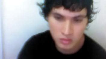 Soy virgen cariño me meto la polla en el culo quiero hacer sexo anal gay XNXX