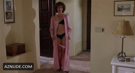 Marta Dubois Nude Aznude