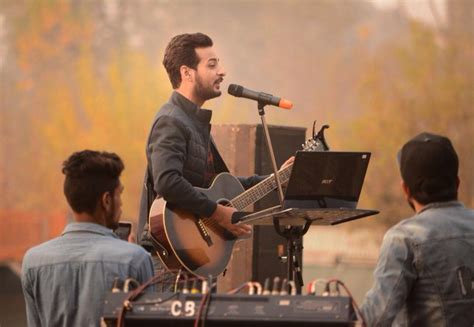 meet yawar abdal  guy  everyones fav song tamanna gyawun