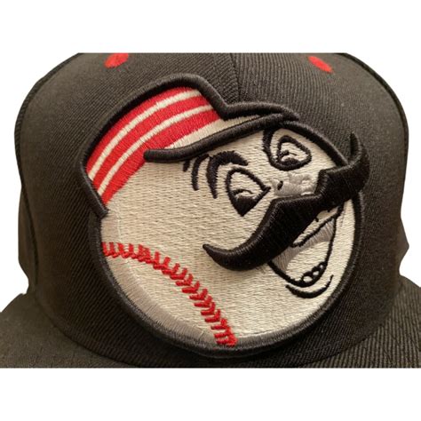 New Era Cincinnati Reds Mr Redlegs Large Head Logo Red Undervisor 59f