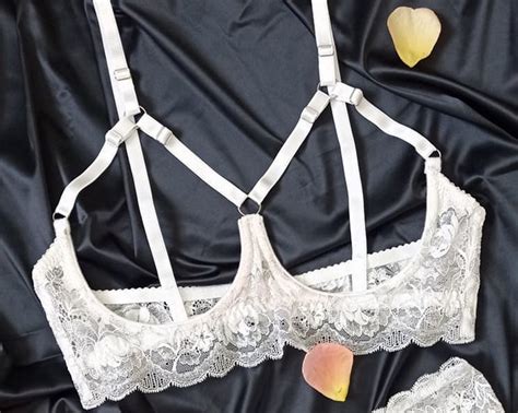 Crotchless Erotic Open Lingerie Sheer Open Crotch Lingerie Harness Open Cupless Bra Erotic