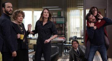 Monica Bellucci Sa Fille Deva Cassel Sensuelle Comme Jamais En Lingerie Transparente