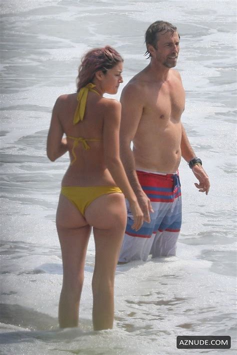 CAROLINE D AMORE Nude AZNude