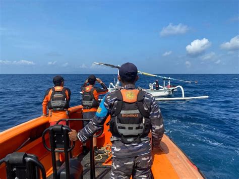 Hari Ketiga Pencarian Nelayan Yang Hilang Di Selat Lombok Belum