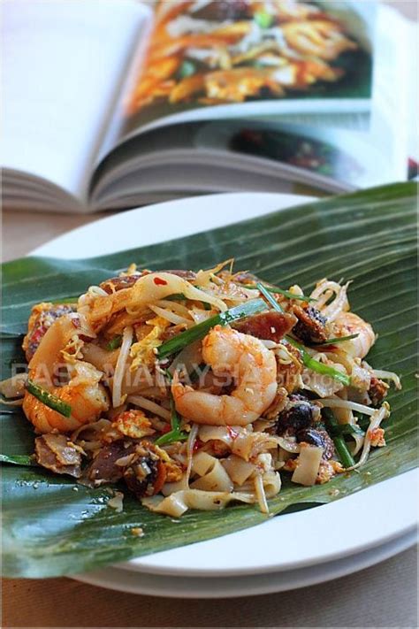 Penang Fried Flat Noodles Char Kuey Teow Easy Delicious Recipes