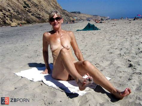 Outdoor Bare ZB Porn