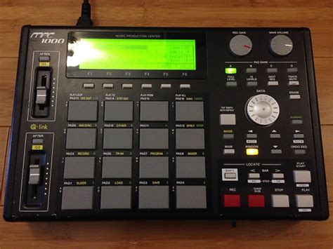Барабанный сэмплер: Барабанный сэмплер ALESIS Strike Multipad