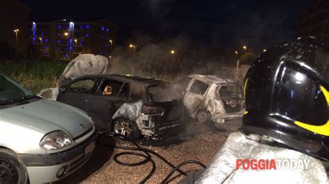 Foto Auto Incendiata A San Severo Ed Apricena