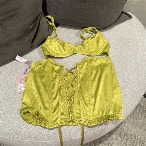 Savage X Fenty Lingerie Set Size Xs This Stunning Depop