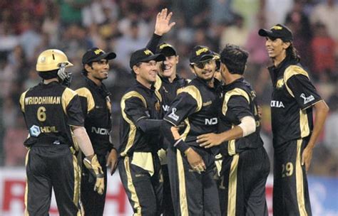1st Match: Knight Riders vs Royal Challengers | Photo Gallery