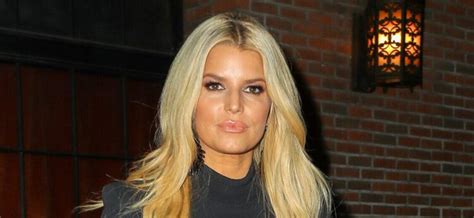 4 Hot Sexy April Cali Bikini Pics