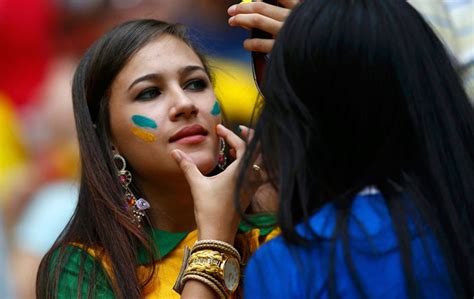 As Belas Torcedoras Da Copa Das Confedera Es Revoltado Por Natureza