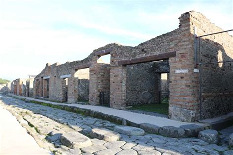 Via Di Nola South Side Pompeii December Looking East Along