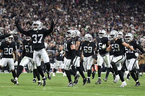 Closeness Of Las Vegas Raiders Defense Translating To The Field