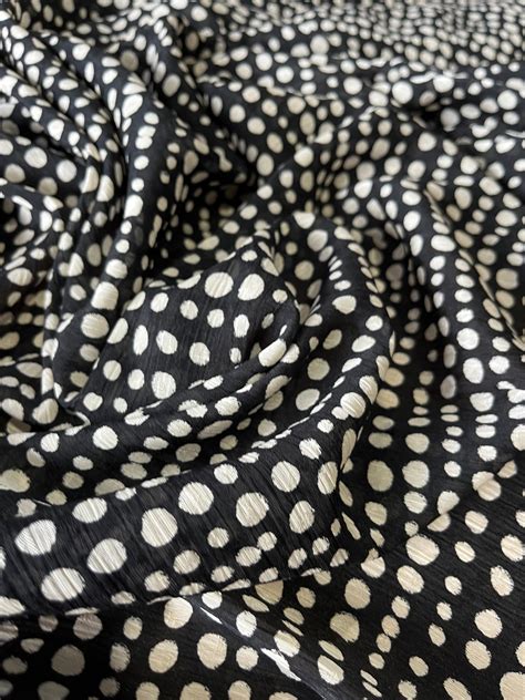 Printed fabrics – Page 4 – Wasted Fabrics 