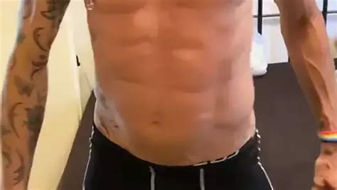 Some Horny Fun After The Gym 2 Pics XHamster