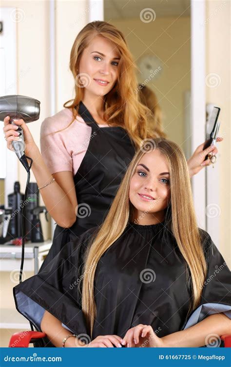 Beautiful Blonde Female Hairdresser Stock Image Image Of Long Look